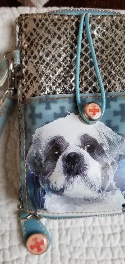 FUZZYNATION WRISTLET WALLET W DOG PIX. LEATHER